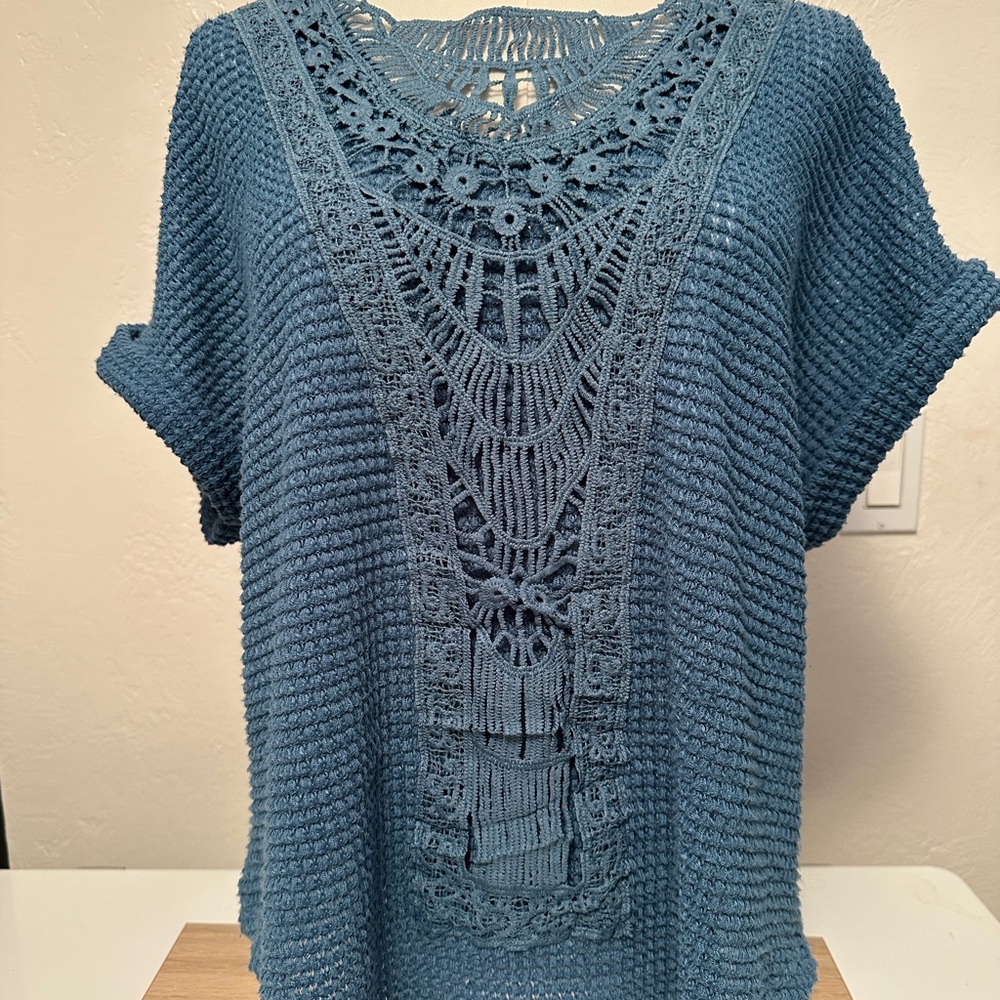 SHEIN Teal Crochet Short Sleeve Top
